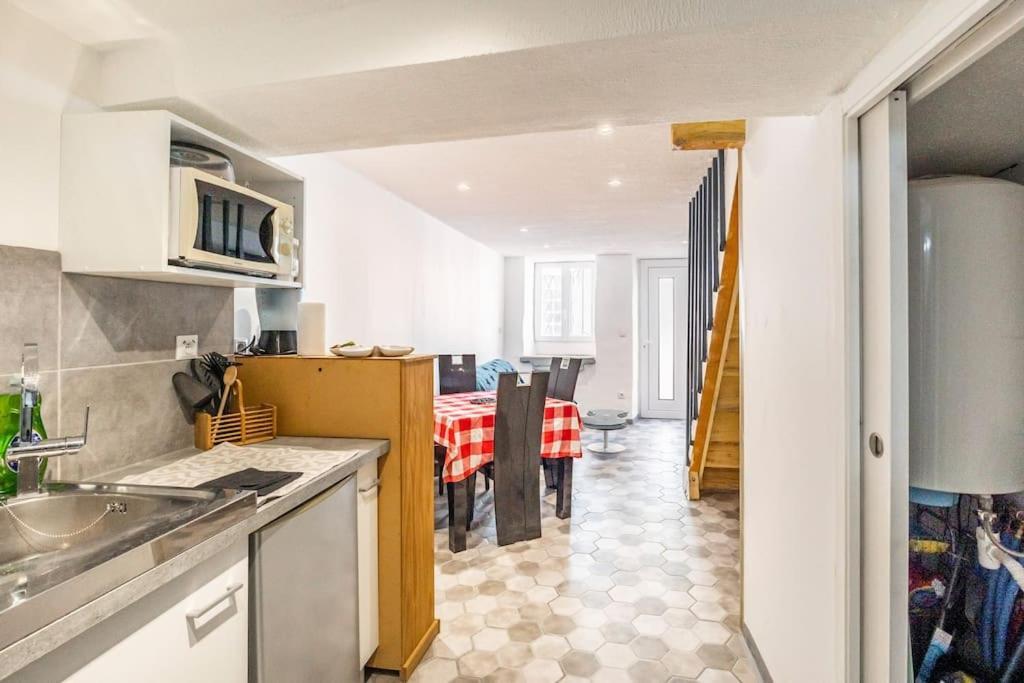 Maison Atypique Dans Circulade Bram Εξωτερικό φωτογραφία