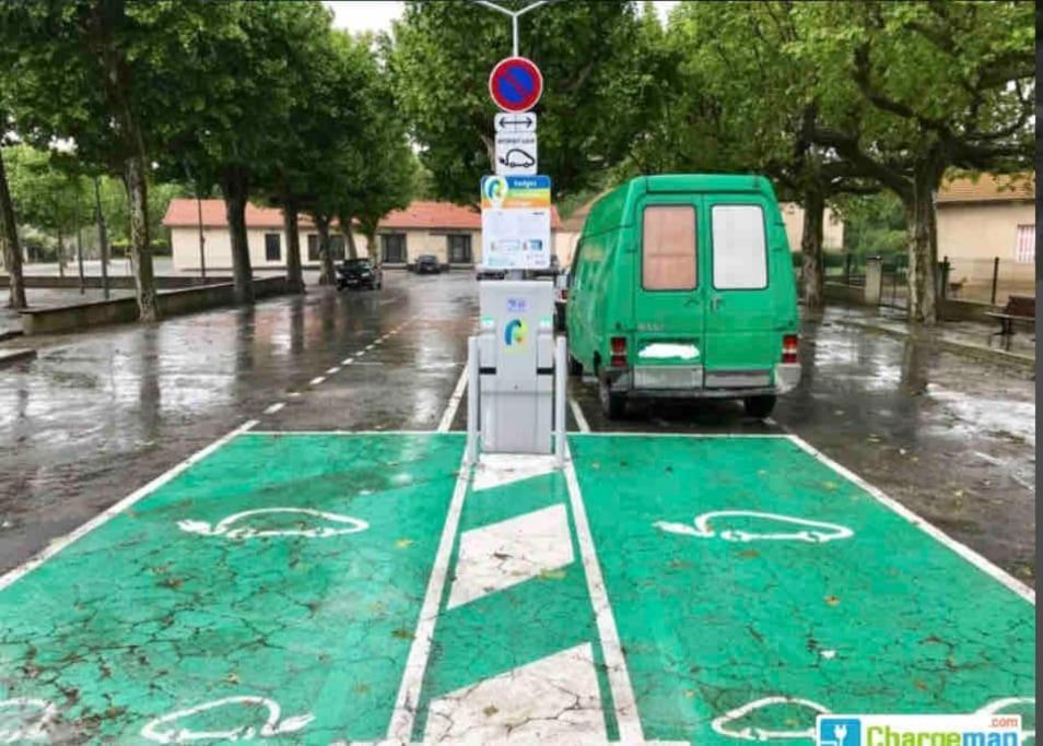 Maison Atypique Dans Circulade Bram Εξωτερικό φωτογραφία
